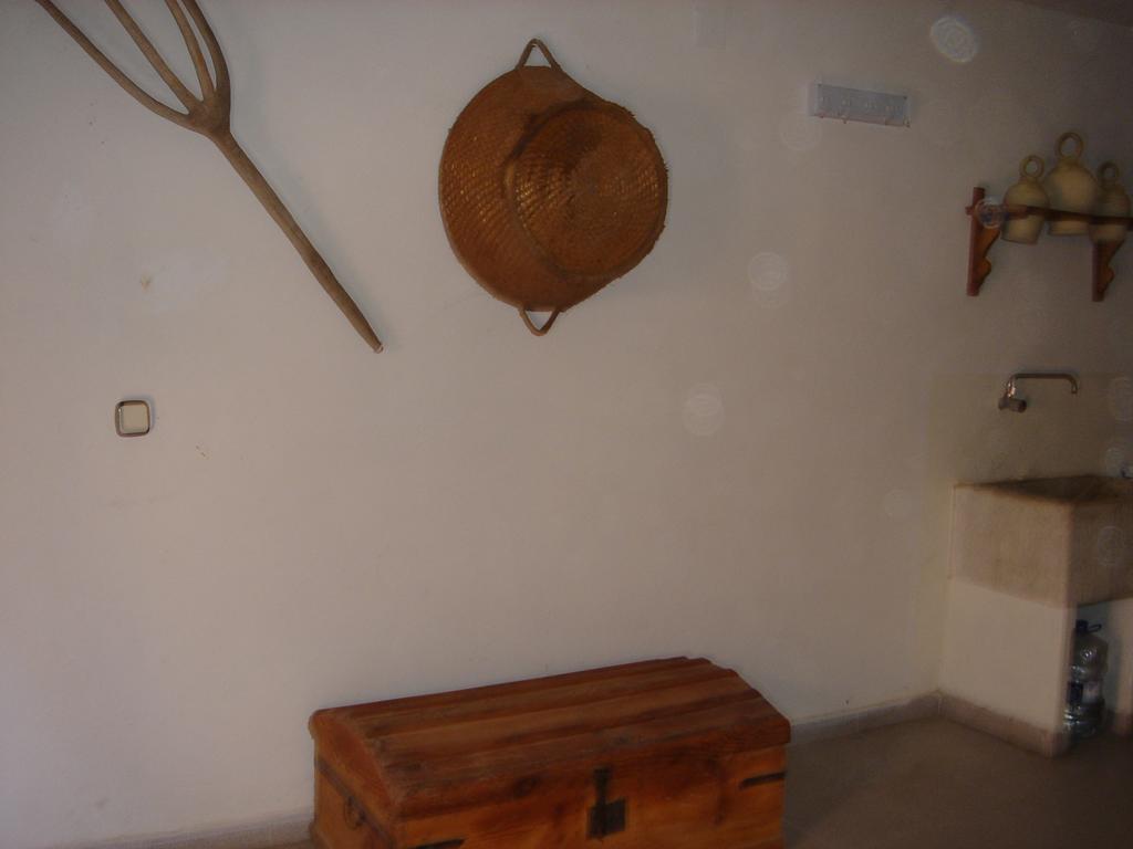 Apartamentos Serrano Ribatajada ภายนอก รูปภาพ