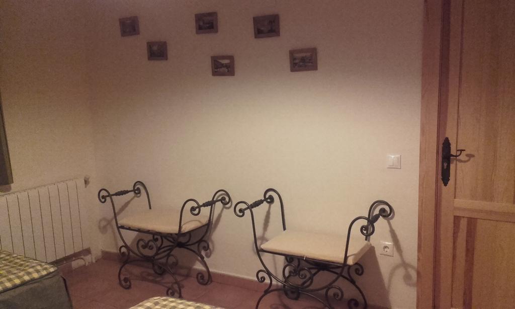 Apartamentos Serrano Ribatajada ภายนอก รูปภาพ